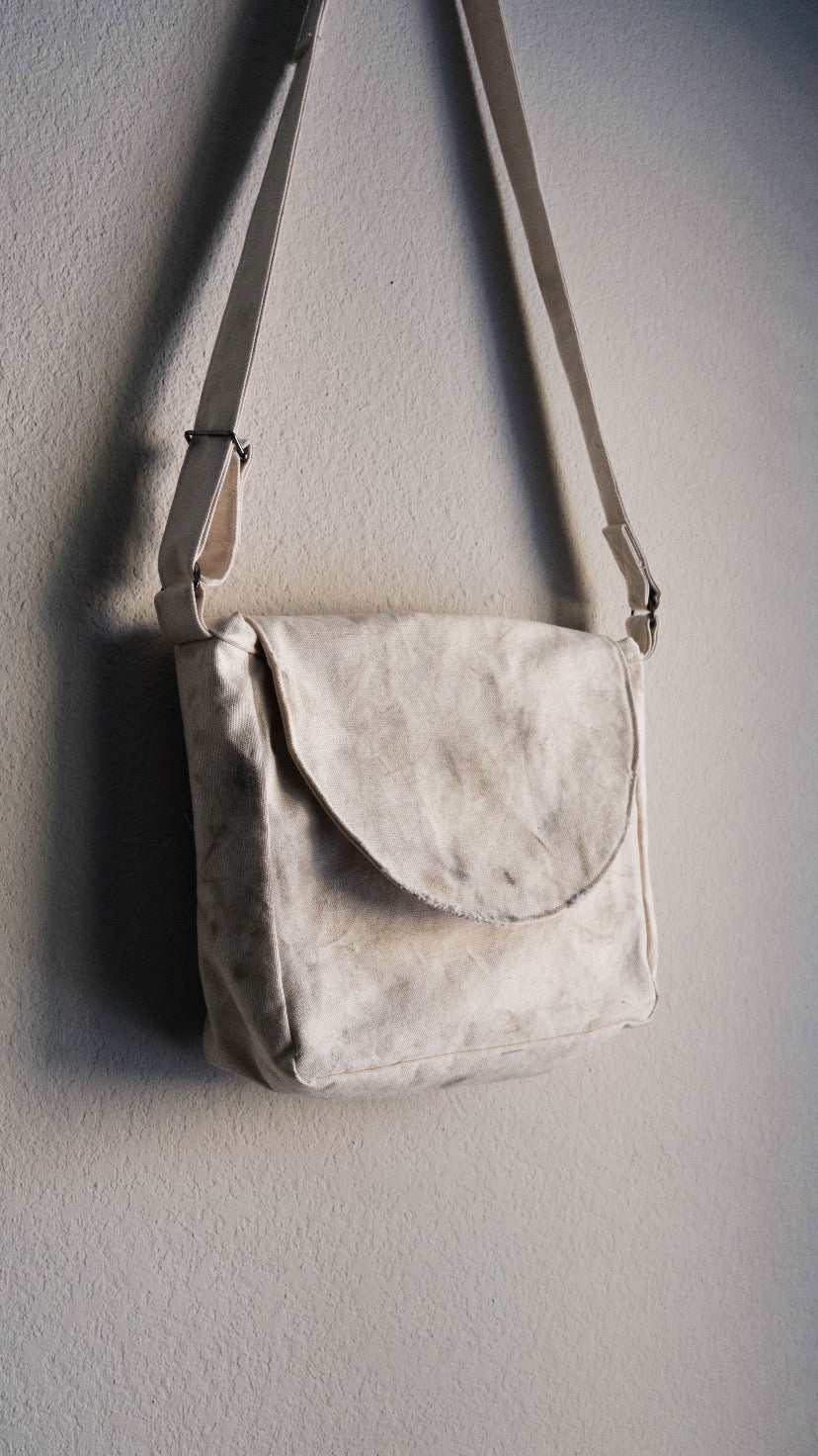 WORN MAIL SATCHEL