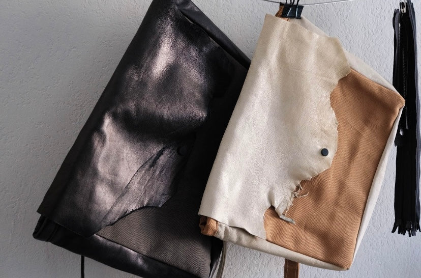 LEATHER MAIL BAG