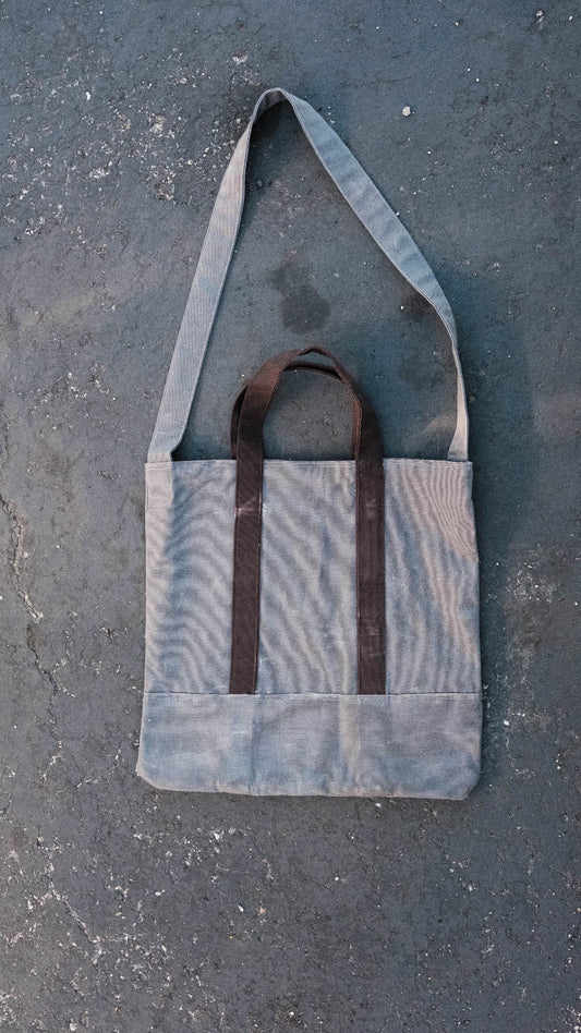 OVERSIZED DISTRESSED TOTE BAG